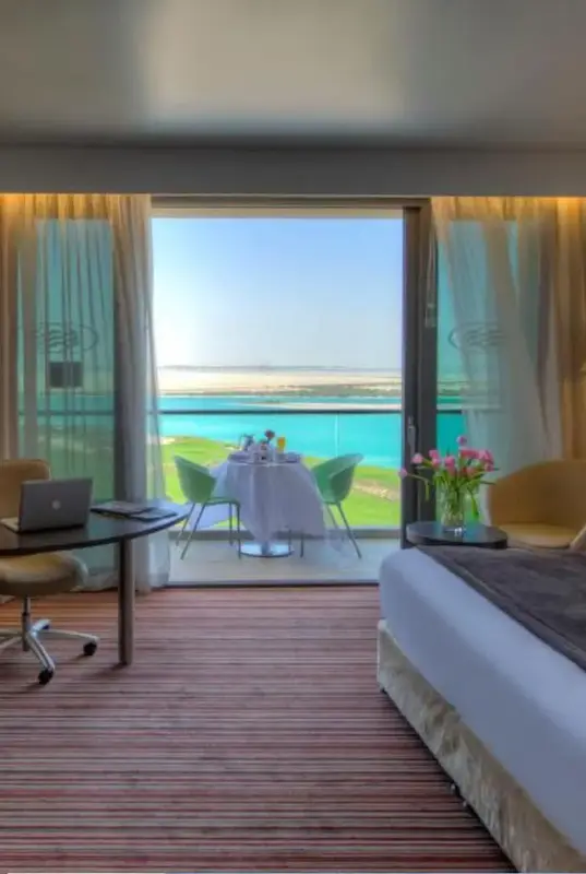 Abu Dhabi Crown Plaza with Free Access to the Theme Parks